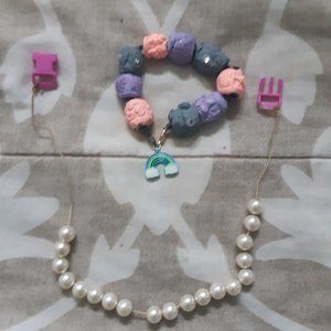 Bijoux faits à la main